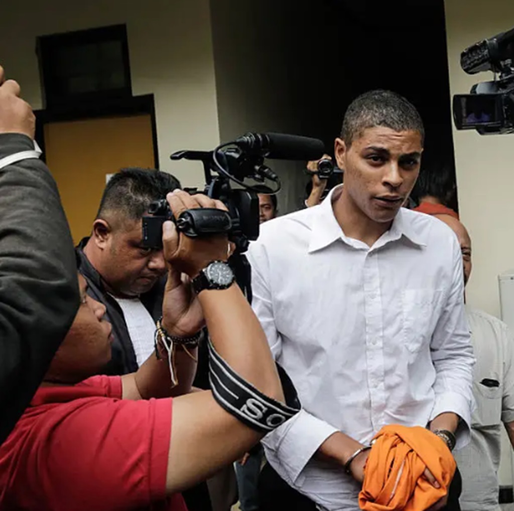 Boyfriend confesses to Bali suitcase death