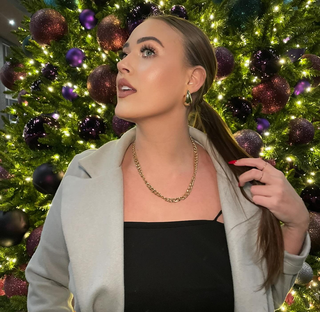 Chelsea Blackwell Sick