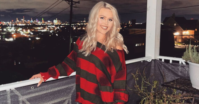 Courtney Hooker Wikipedia